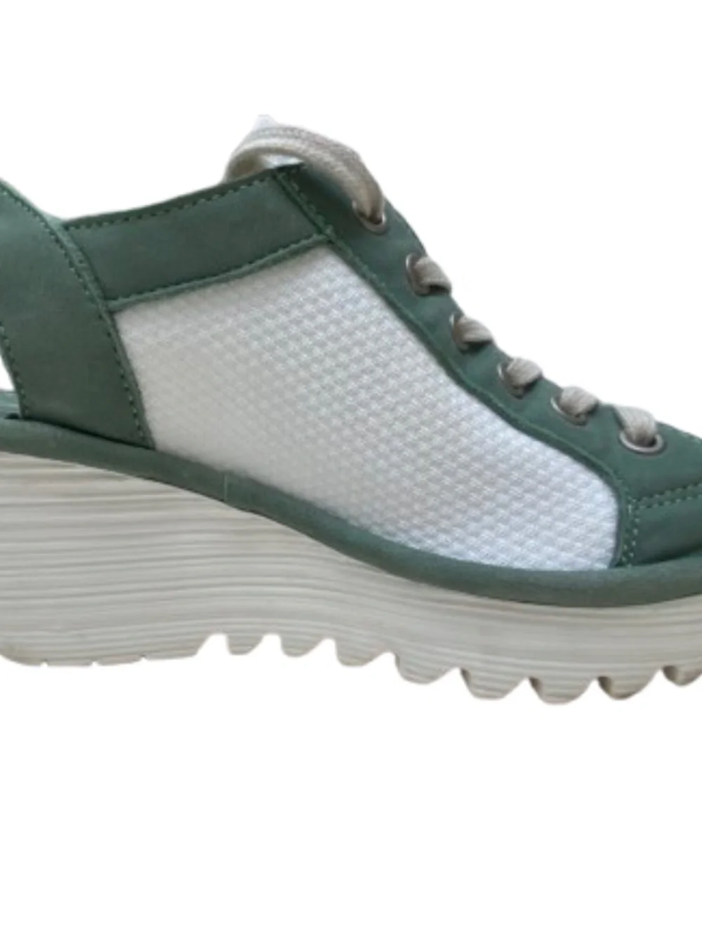 ✨NWOB✨ FLY LONDON Yedu Wedge Sandals White & Green